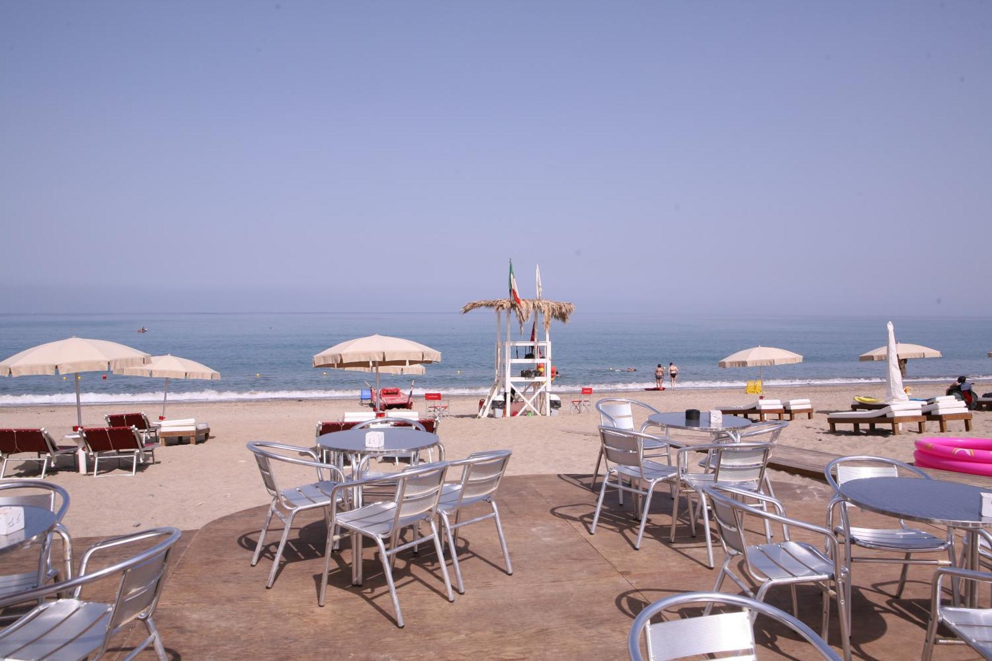 캄포펠리체 디 로첼라 Sole Mare Deluxe 빌라 외부 사진